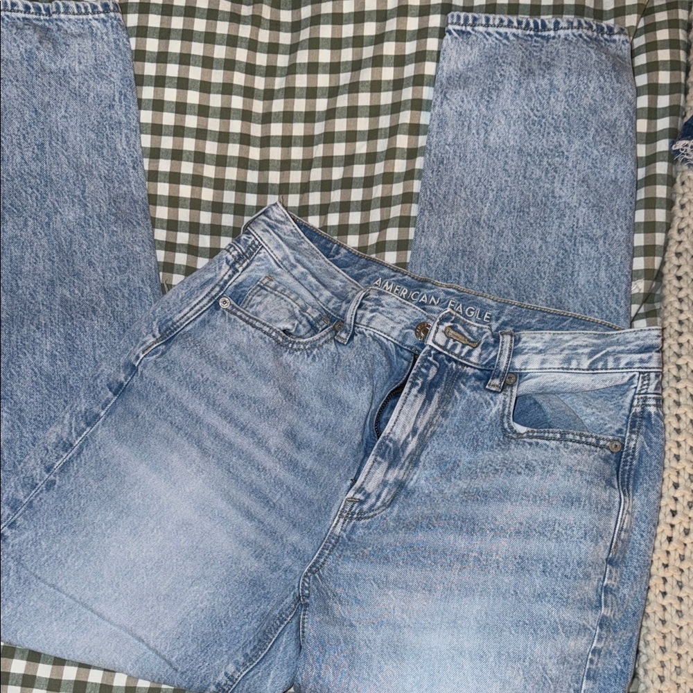 American Eagle Outfitters Women's Classic Blue Straight Leg Jeans